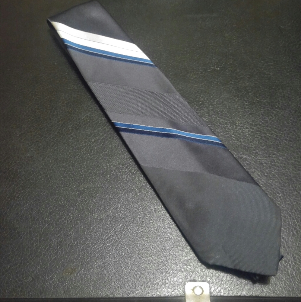 Vintage Sears Mens Shop tie